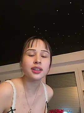 Just-Lilly: онлайн-секс-чат