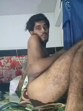 MaximoSualteza777のライブXXXチャット