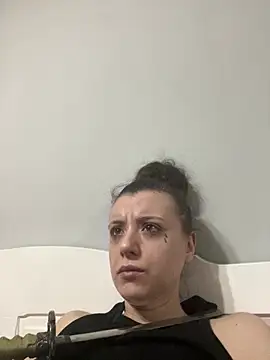 bunnythetailor Chat XXX in diretta