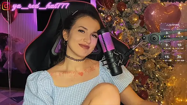 XXX chat uživo modela -RED_HAT-