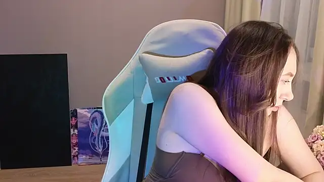 OliviaMarsishy Chat XXX in diretta