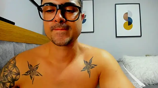 Dante_Storm Chat XXX in diretta