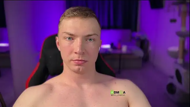 iron__chap Chat XXX in diretta