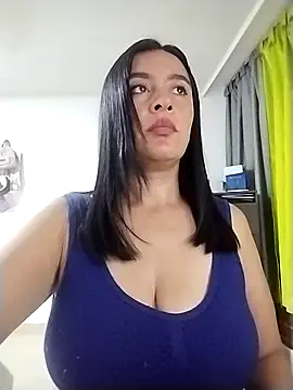 hailey85n Live XXX chat