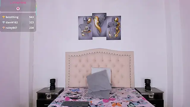 โชว์เว็บแคมของ bustyluciana_____