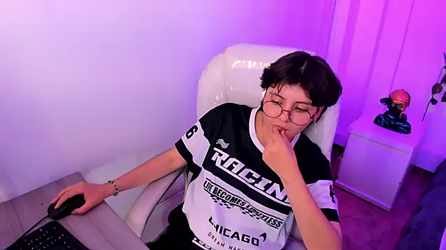 Nathaly_ds Chat XXX in diretta