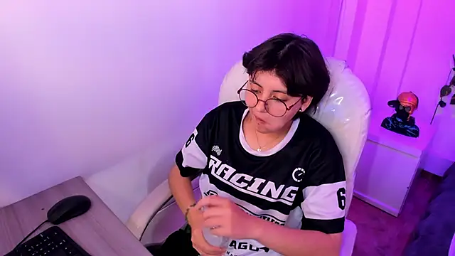 Nathaly_ds: онлайн-секс-чат