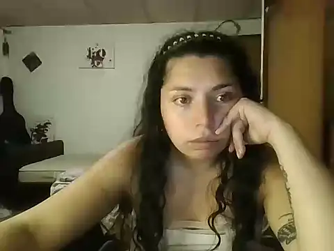 Chat +18 de isabellapurple ao vivo