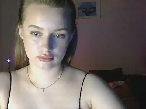 แชท XXX สดของ Lorivess