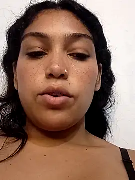 Putaalexa: απευθείας συνομιλία ΧΧΧ