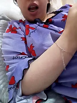 Pertunjukan Kamera Web Beerrry