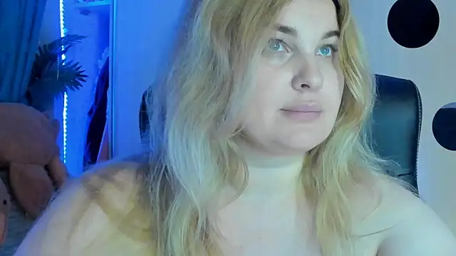 CoraSwon লাইভ XXX চ্যাট