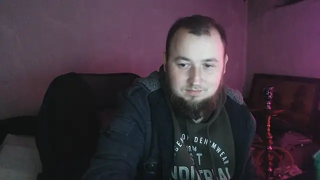 BIG-COCK-OMG: διαδικτυακό σόου στην κάμερα