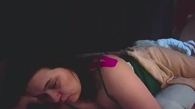 Онлайн чат XXX Malika_uAngel