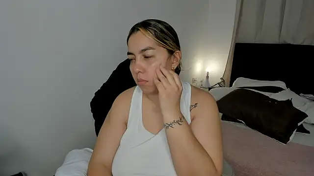 brithany_olson25 Adlı Modelin Canlı XXX Sohbeti