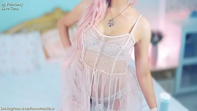 Chat +18 de Amoramias ao vivo