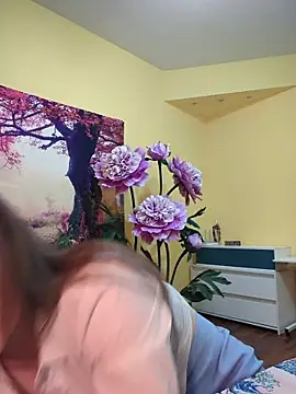 Chat +18 de NivDaly ao vivo