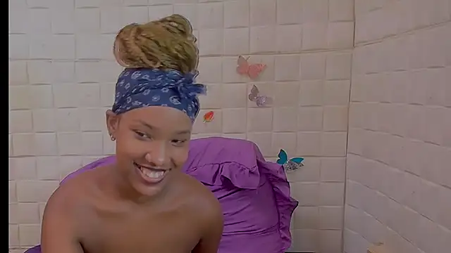 EroticSexyPrada Live XXX-chat