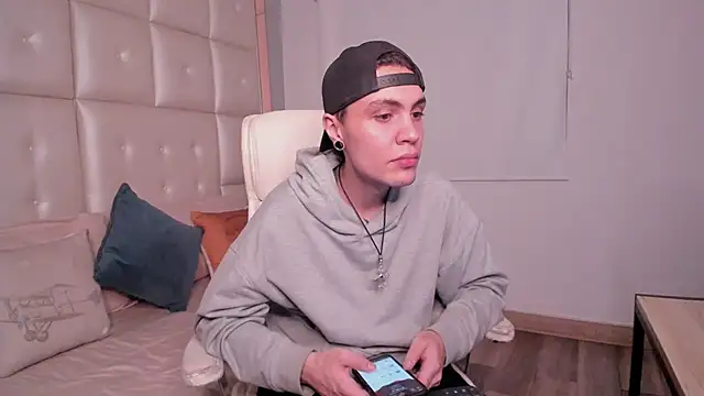 dark_sun302 在線直播表演