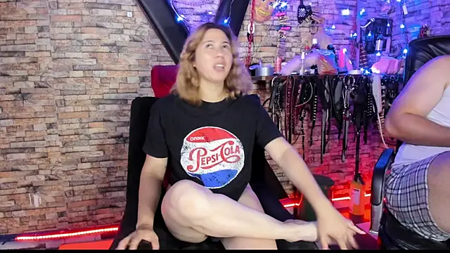 XXX chat uživo modela Liltildeman_moon