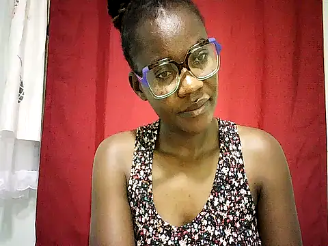 Pierra77 Chat XXX in diretta