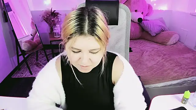 DiaAngell élő XXX-chatje