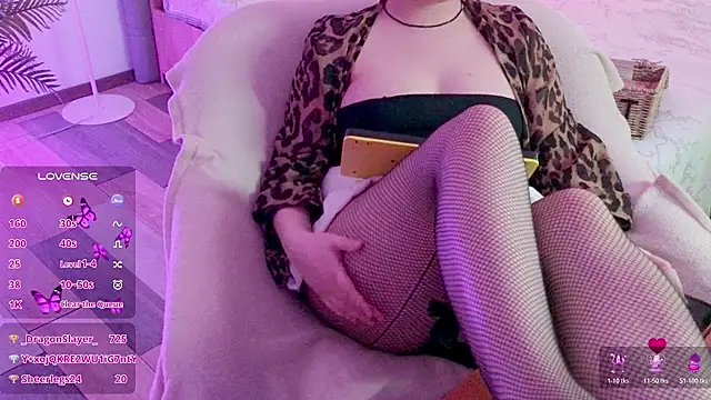 baby_debbie: онлайн-секс-чат