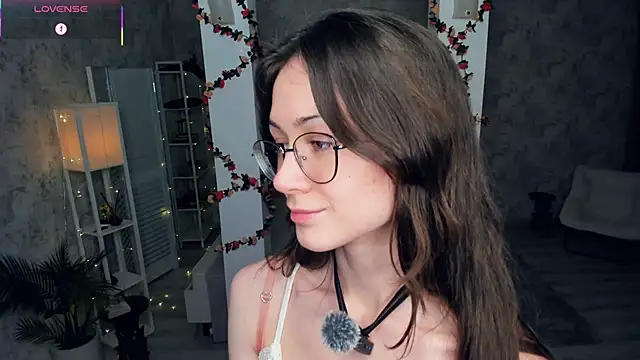 ReneeLippeatt: онлайн-секс-чат