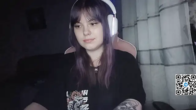 دردشة KristiBloom الجنسية المباشرة