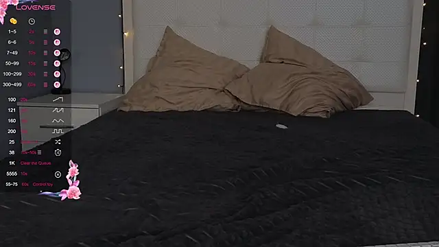 Ruth_Peters 现场XXX聊天