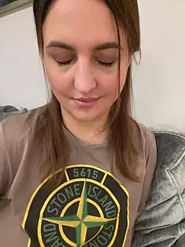 AliceDesmee: онлайн-секс-чат