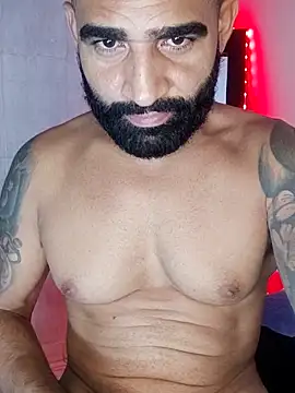 Lucius40 即時 XXX 聊天