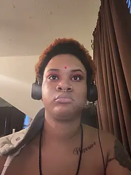 nickytheehawtie: онлайн-секс-чат