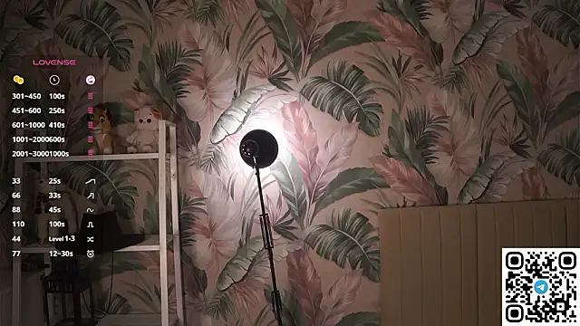 MarlinVarian's Live XXX Chat