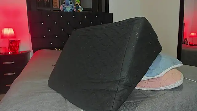 Chat +18 de dereck_karter ao vivo