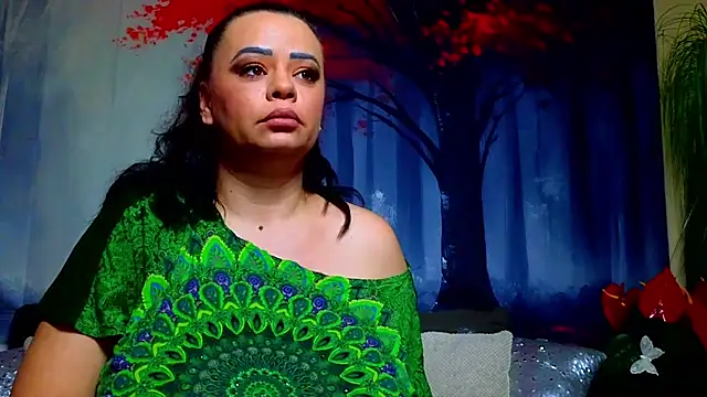 ElizabethEven Adlı Modelin Canlı XXX Sohbeti