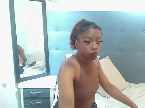 Chat +18 de serenababe_ ao vivo