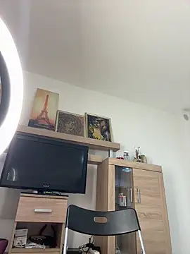 IrisBlues 即時 XXX 聊天