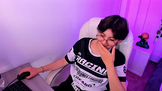 Nathaly_ds élő XXX-chatje