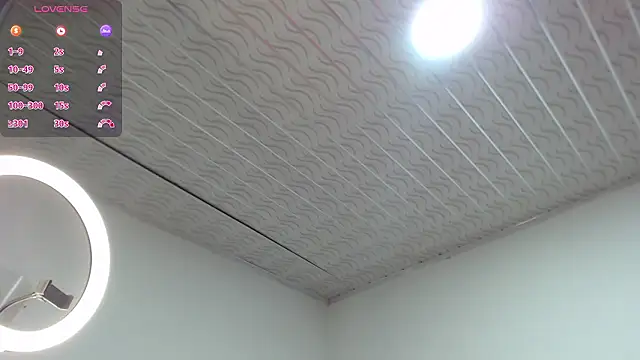 Chatroom XXX en direct de carolina_linarez69