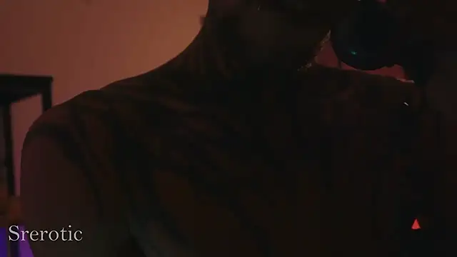 _srerotic 라이브 XXX 채팅