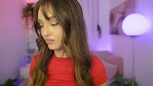 Clara_NiaのライブXXXチャット