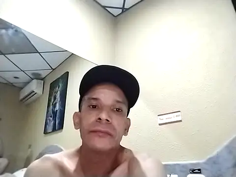 karlossan24 라이브 XXX 채팅