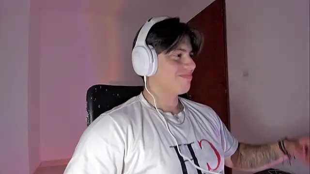 Giordano_Russo 라이브 XXX 채팅