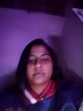 Giselabrunette25: онлайн-секс-чат