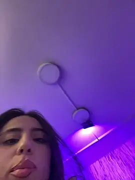 AbyThompson: απευθείας συνομιλία ΧΧΧ