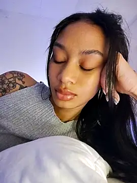 دردشة Leaberrry الجنسية المباشرة