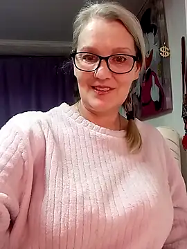 Živý XXX chat irinamaux