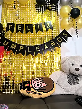 rosebigboobsn Live XXX chat