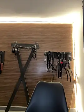 yey_bdsm Adlı Modelin Canlı XXX Sohbeti